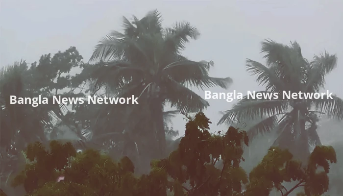 ১২ অঞ্চলে ঘণ্টায় ৮০ কিমি বেগে ঝড়ের আশঙ্কা, নদীবন্দরে ২ নম্বর সতর্ক সংকেত