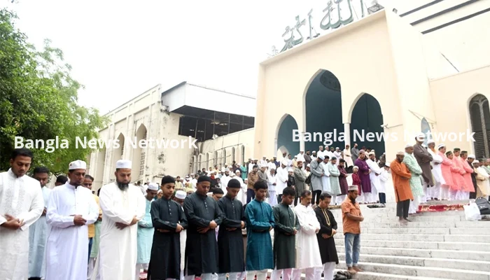 বায়তুল মোকাররমে ঈদের ৩ জামাত অনুষ্ঠিত