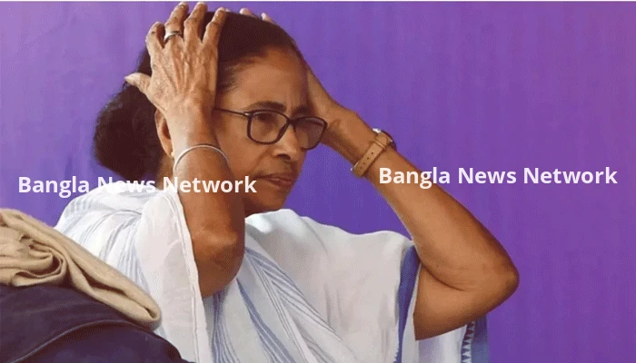 মমতার ডাকে সাড়া দিলেন না ৬০ বিধায়ক, বাধ্য হয়ে বৈঠক বাতিল