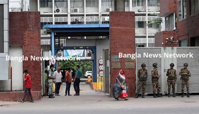 সচিবালয় এলাকায় অনাকাঙ্ক্ষিত পরিস্থিতি নিয়ন্ত্রণে সেনাবাহিনী
