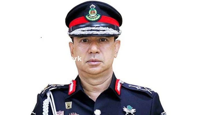 র‍্যাবের সাবেক ডিজি হারুনের বিরুদ্ধে গ্রেফতারি পরোয়ানা জারি