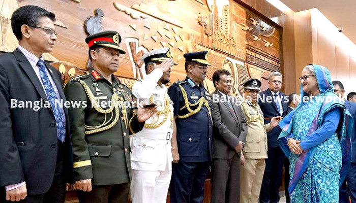 শেখ হাসিনা সকালে ঢাকা ত্যাগ করেন