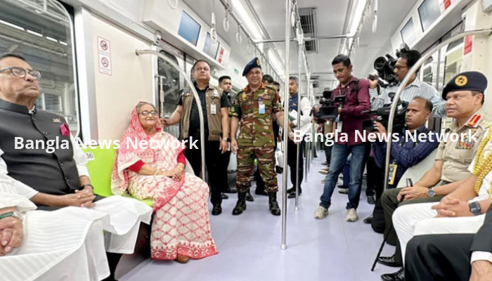 মেট্রোরেলে ২৫ মিনিটে আগারগাঁও থেকে মতিঝিলে প্রধানমন্ত্রী