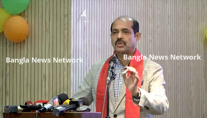 ডেঙ্গু প্রতিরোধে সারা বছর সচেতন থাকতে হবে: মেয়র আতিকুল ইসলাম