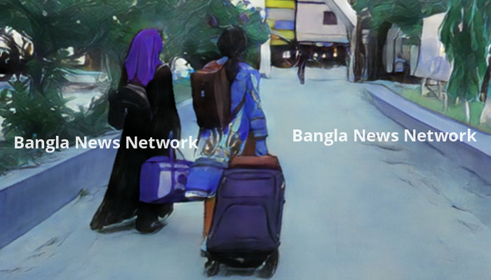 পরিবারকে পেতে ক্ষণিকের ক্যাম্পাস ত্যাগ