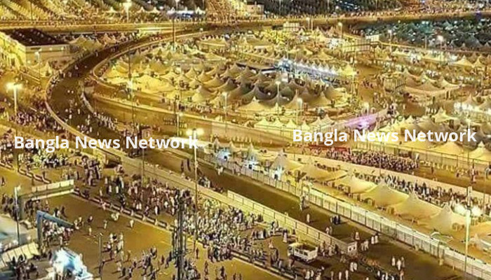 হজের মূল আনুষ্ঠানিকতা শুরু, মিনার পথ ধরেছেন হাজিরা