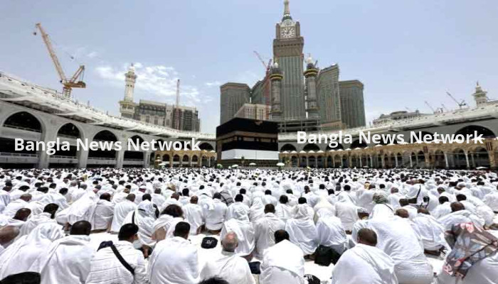 সৌদি আরবে শুরু হয়েছে ইতিহাসের সবচেয়ে বড় হজযাত্রা