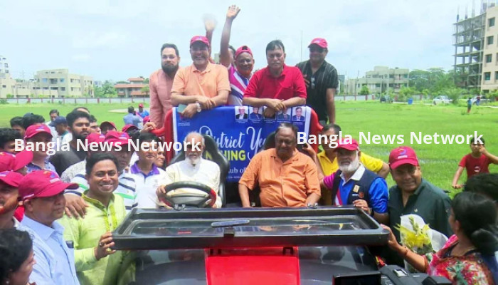 পণ্যমূল্য বৃদ্ধির সিন্ডিকেট ভাঙার চেষ্টা চলছে: বাণিজ্যমন্ত্রী টিপু মুনশি