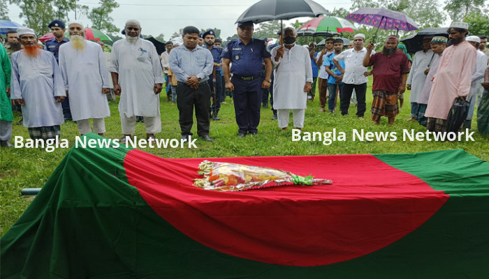 বীর মুক্তিযোদ্ধা আ: রহিম পাশা আর নেই, রাষ্ট্রীয় মর্যাদায় দাফন