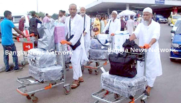 ফিরতি ৭টি হজ ফ্লাইটে ২ হাজার ৫শ’ ৮২ জন হাজীর দেশে প্রত্যাবর্তন
