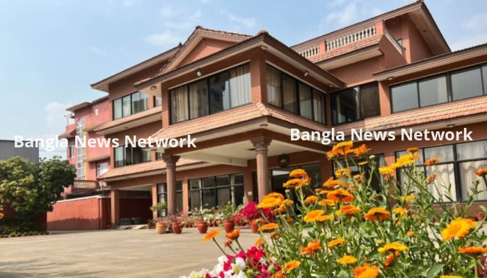 নেপালে থাকা বাংলাদেশিদের বাইরে বের না হওয়ার পরামর্শ