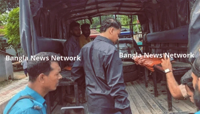 টঙ্গীতে নিষিদ্ধ ছাত্রলীগের ঝটিকা মিছিল, ধাওয়া দিয়ে ৪ জনকে পুলিশে দিল জনতা