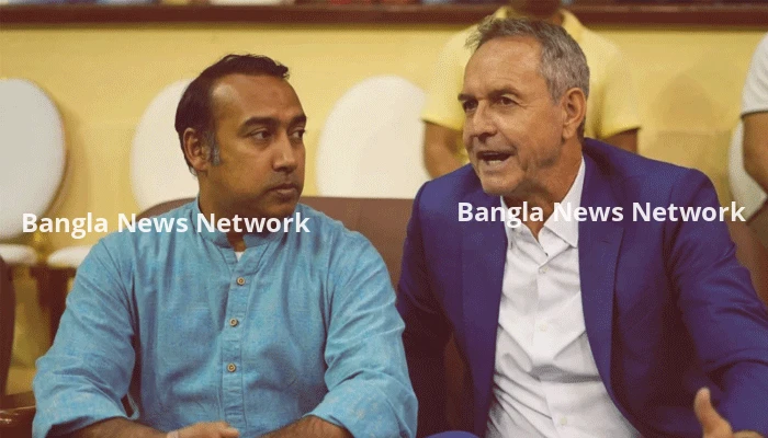 নতুন কোচকে চুপিসারে ঢাকায় আনলো বাফুফে