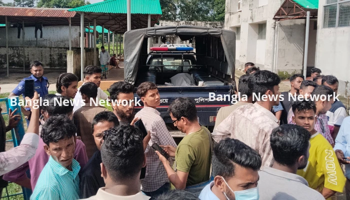 সুনামগঞ্জে বাস-অটোরিকশার মুখোমুখি সংঘর্ষ, নিহত ৩