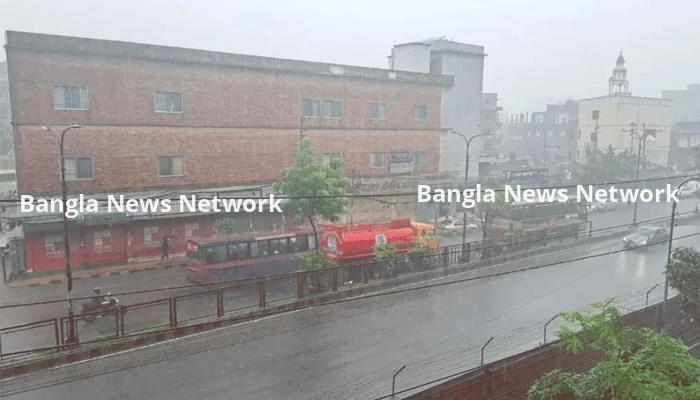 সকাল ১১টার মধ্যে দেশের আট অঞ্চলে বজ্রসহ ঝড়-বৃষ্টির আশঙ্কা