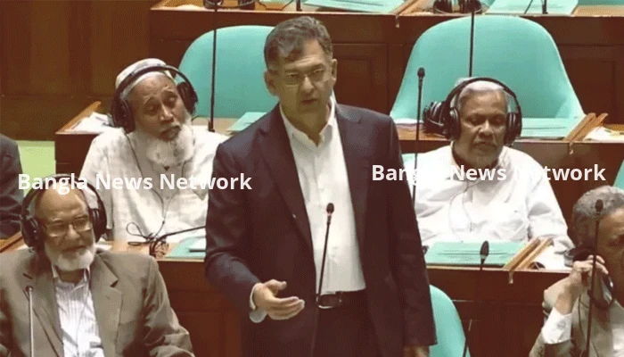 স্ত্রী পাল্টাতে পারবেন, কিন্তু প্রতিবেশীকে পাল্টাতে পারবেন না: সংসদে স্বরাষ্ট্রমন্ত্রী