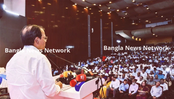 সারা দেশে খননকৃত খালগুলোকে আয়বর্ধক খাতে রূপান্তর করতে হবে : ত্রাণমন্ত্রী