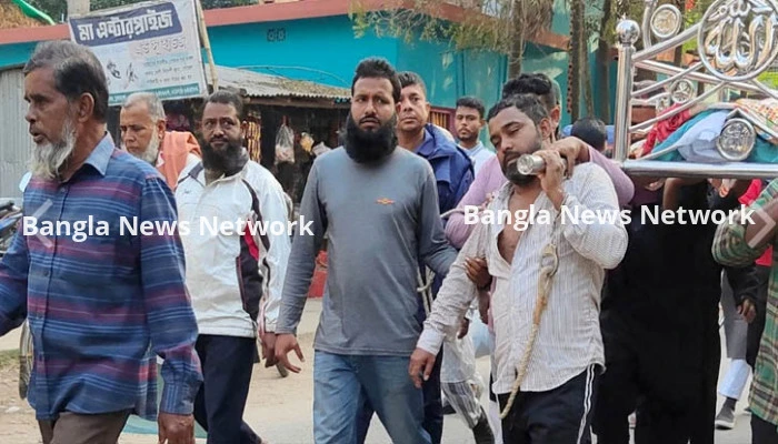 প্যারোলে মুক্তি নিয়ে মায়ের দাফনে চুয়াডাঙ্গা পৌর ছাত্রলীগ নেতা জাহাঙ্গীর
