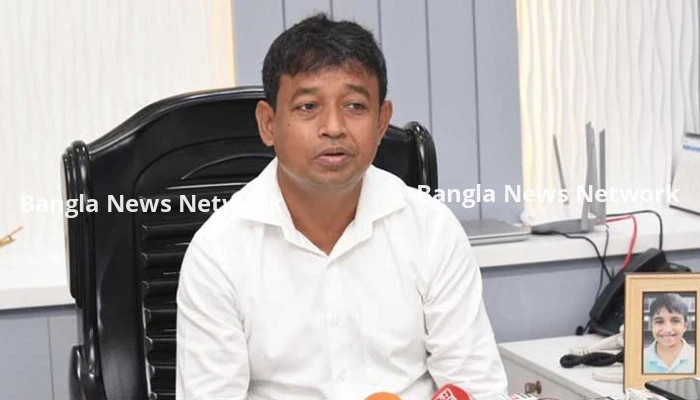 স্ত্রী ও ভাইসহ সাবেক ডিবি প্রধান হারুনের বিরুদ্ধে দুর্নীতির মামলা