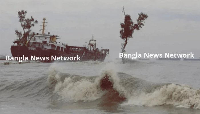 সাগরে গভীর নিম্নচাপ, সমুদ্রবন্দরে সতর্কসংকেত বহাল