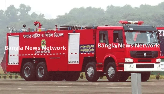 ডেমরায় কালি তৈরির কারখানায় আগুন, নিয়ন্ত্রণে ফায়ার সার্ভিস