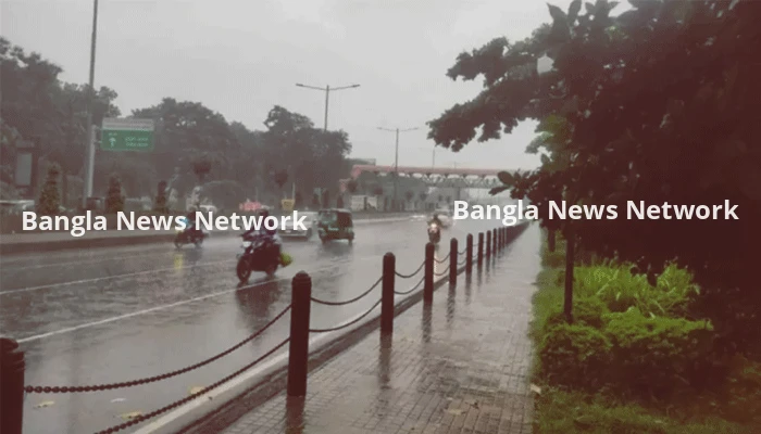 ঢাকায় বজ্রবৃষ্টির আভাস, ৮ অঞ্চলে ৬০ কিলোমিটার বেগে ঝড়ের শঙ্কা