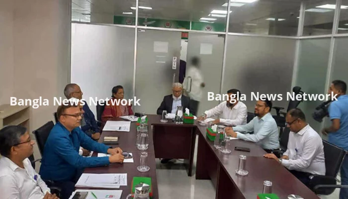 জাতীয় নির্বাচনের কর্মপরিকল্পনা চূড়ান্ত করতে ইসির বৈঠক