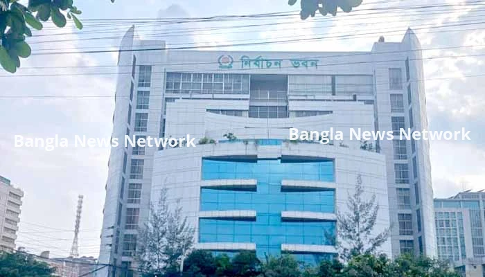 প্রিজাইডিং অফিসারদের ক্ষমতায়ন ও নিরাপত্তায় ইসির সাত দফা সুপারিশ