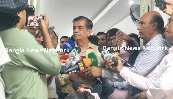 শিক্ষা উপদেষ্টা জানালেন— স্থগিত এইচএসসি পরীক্ষা একই দিনে নেয়া হবে