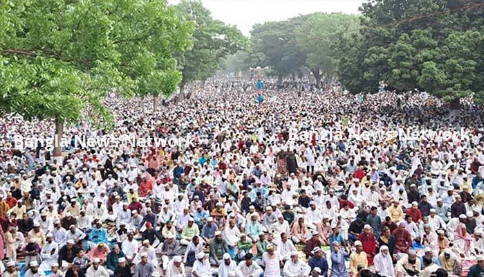 শোলাকিয়ায় ঈদের জামাত অনুষ্ঠিত