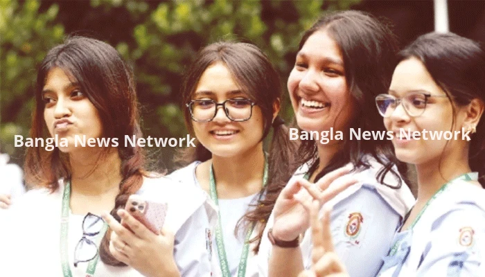 ইংরেজি ও গণিতের ‘ধাক্কায়’ বিপর্যয়