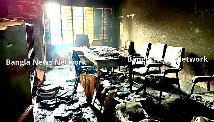 ভোটের আগের দিন আট শিক্ষা প্রতিষ্ঠানে আগুন