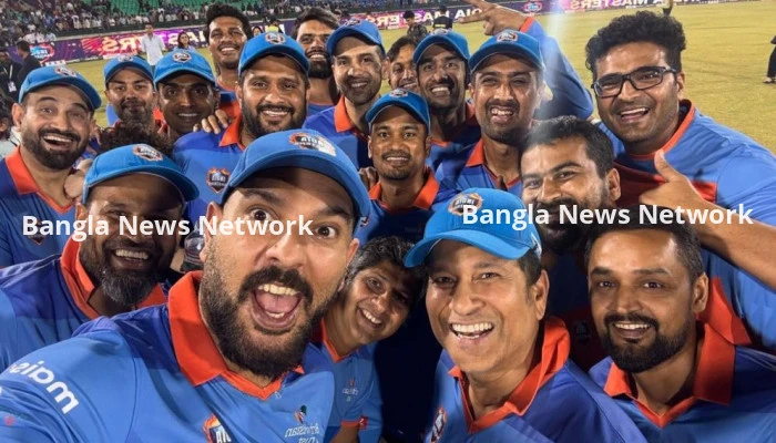 সাবেকদের ক্রিকেটেও ভারতের দাপট, শিরোপা শচীনের হাতে