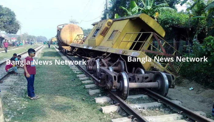 মাধবপুরের মনতলায় মালবাহী ট্রেনের বগি লাইনচ্যুত