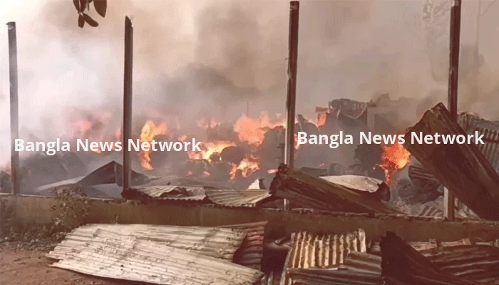 গাজীপুরে ঝুটের গোডাউনে আগুন, নিয়ন্ত্রণে ফায়ার সার্ভিসের ৫ ইউনিট