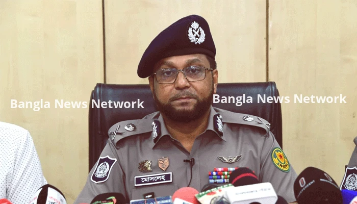 থানায় সেবা গ্রহণে হয়রানি হলে তাৎক্ষণিক ব্যবস্থা নেওয়া হবে: ডিএমপি কমিশনার