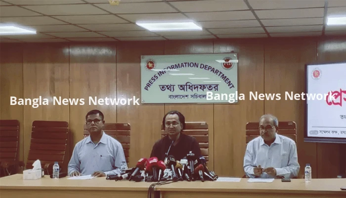 শেখ হাসিনা দেশে ফিরলে মব নয়, ন্যায়বিচারের মুখোমুখি হবেন: তথ্য উপদেষ্টা