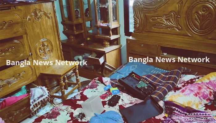 নারায়ণগঞ্জে চাঁদা না দেওয়ায় প্রবাসীর বাড়িতে ডাকাতি