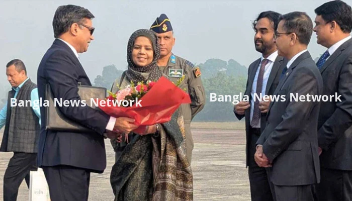 ঢাকায় এসেছেন ভারতের পররাষ্ট্রসচিব মিশ্রি