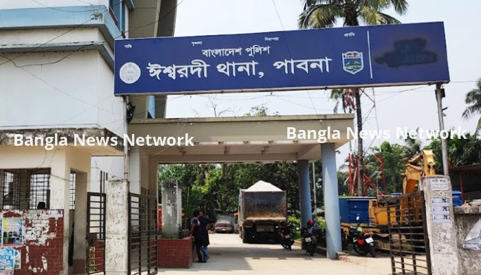 ঈশ্বরদীতে স্বামীর ছুরিকাঘাতে স্ত্রী খুন