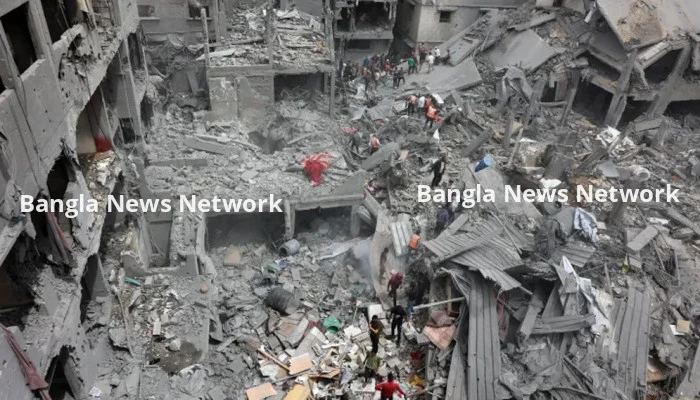 গাজায় আবাসিক ভবনে ইসরাইলি বিমান হামলা, নিহত ৩৫