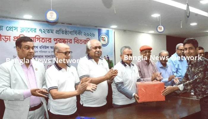 রাজনীতিকে সঠিক পথে পরিচালনায় সাংবাদিকদের ভূমিকা গুরুত্বপূর্ণ: সড়ক পরিবহণমন্ত্রী