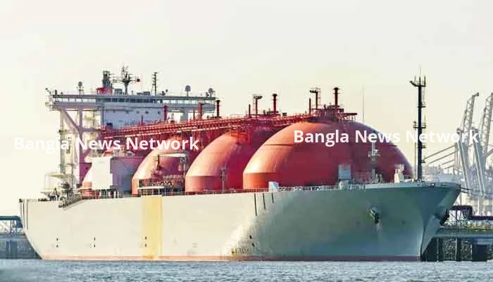 সামিটের এলএনজি টার্মিনাল সিঙ্গাপুরে, গরমে বাড়বে লোডশেডিং