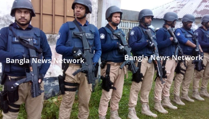 নারায়ণগঞ্জে জঙ্গি আস্তানা সন্দেহে বাড়ি ঘেরাও