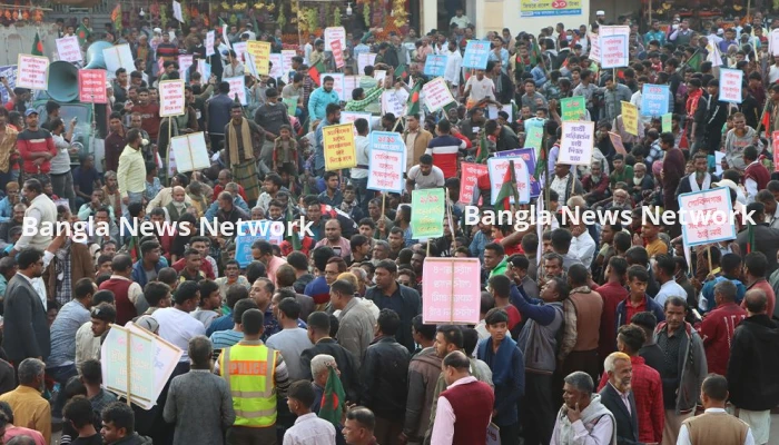 গাইবান্ধা–৪ আসনে বিএনপি প্রার্থী পরিবর্তনের দাবিতে বিক্ষোভ মিছিল ও মহাসড়ক অবরোধ