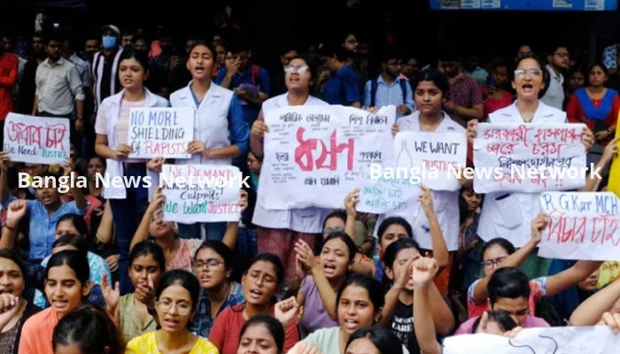 কলকাতায় নারী চিকিৎসক ধর্ষণ ও হত্যায় ভারতজুড়ে বিক্ষোভ