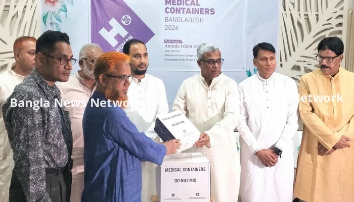 যশোর জেনারেল হাসপাতালে ৪০ লাখ টাকার চিকিৎসা সামগ্রী প্রদান