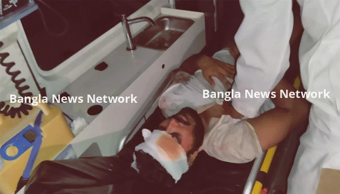 রাবিতে চেয়ারে বসাকে কেন্দ্র করে দুই বিভাগে দফায় দফায় সংঘর্ষ