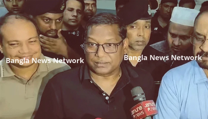 মমেক হাসপাতালে পদদলিত হয়ে ৬ জনের মৃত্যুর খবর সঠিক নয়: বিভাগীয় কমিশনার