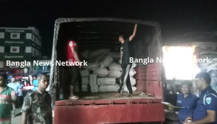 সুনামগঞ্জে এসএস পরিবহন থেকে ভারতীয় পণ্য জব্দ